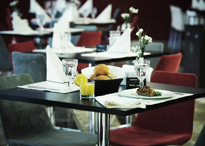 Demora Hotel