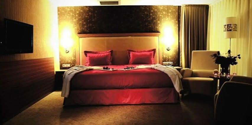 Hotel Demora